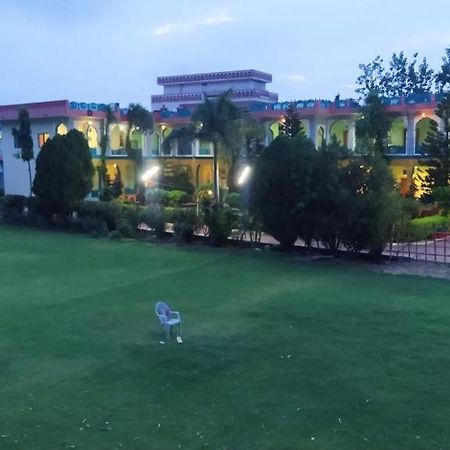 فندق بريم فيلاز بوشكار المظهر الخارجي الصورة